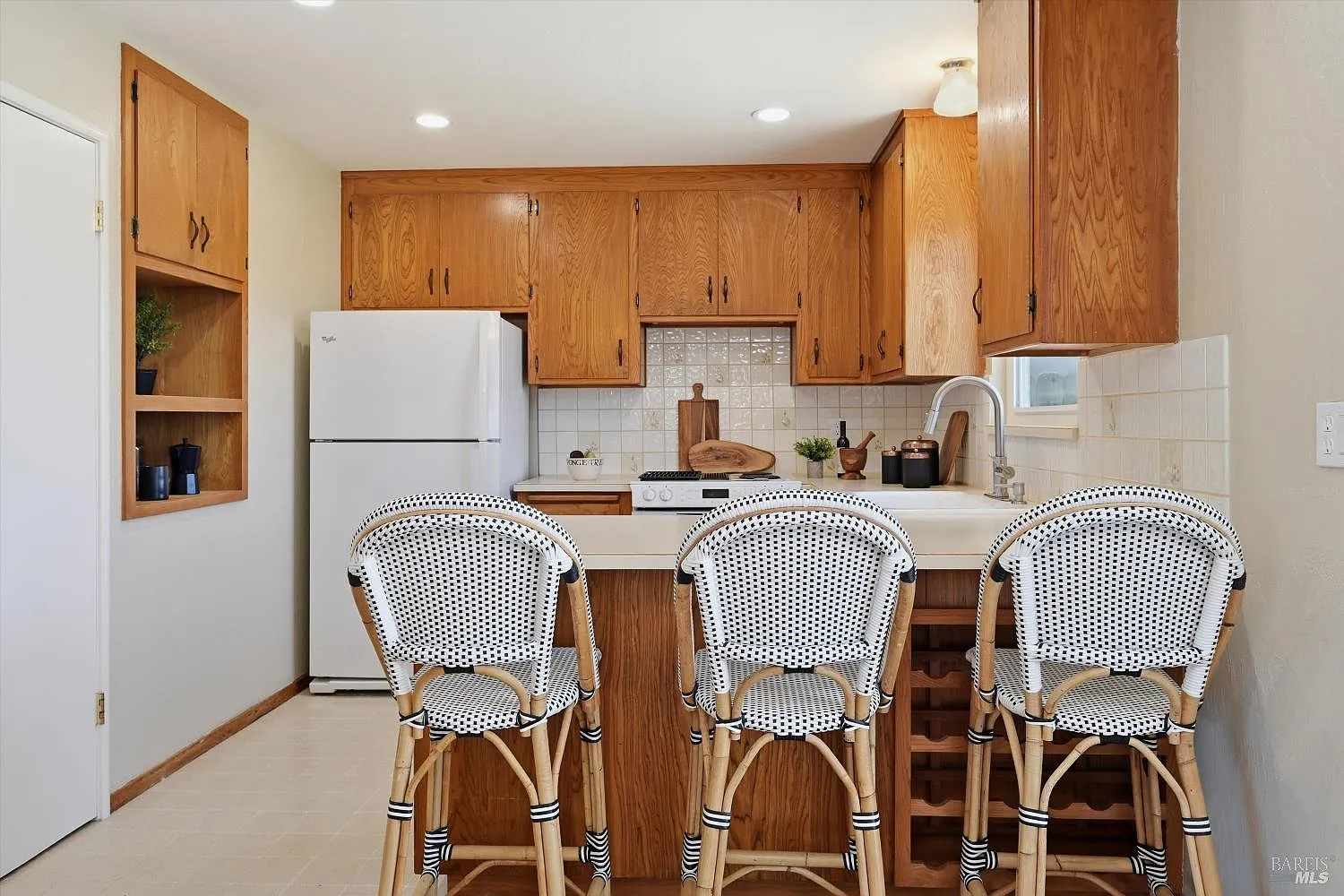 802 Pueblo Avenue - Photo 9