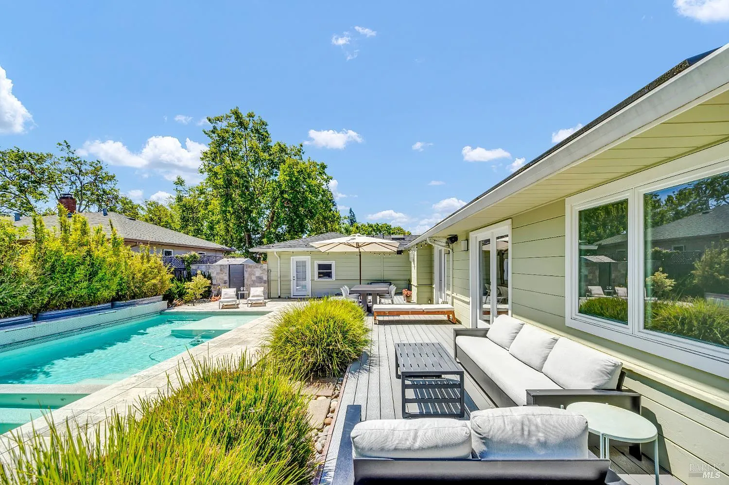 186 S Seymour Street - Photo 2