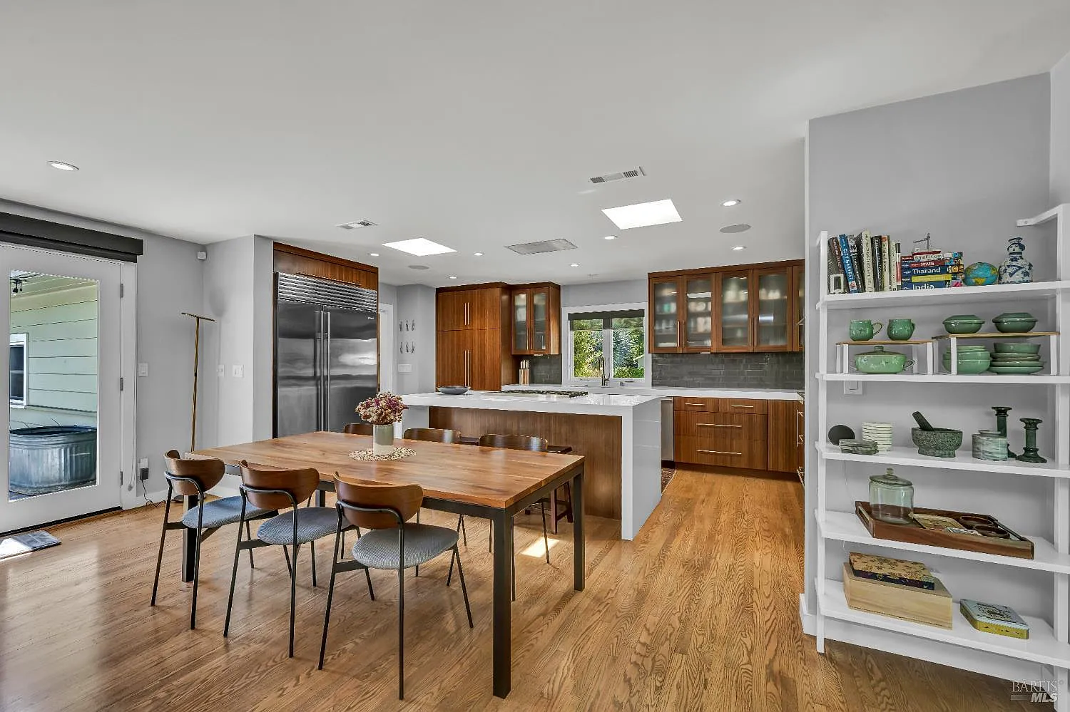 186 S Seymour Street - Photo 8