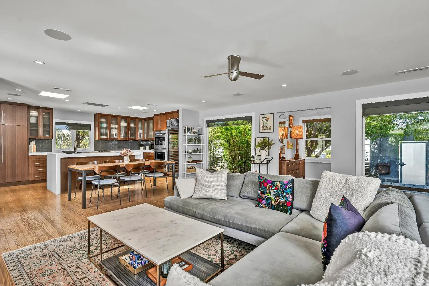 186 S Seymour Street - Photo 10