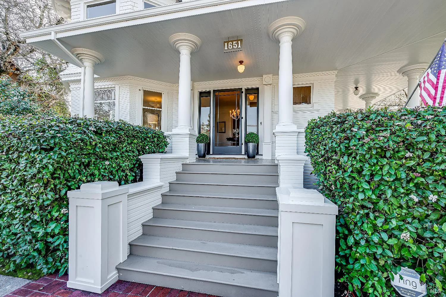 1651 Spring Mountain Road - Photo 4