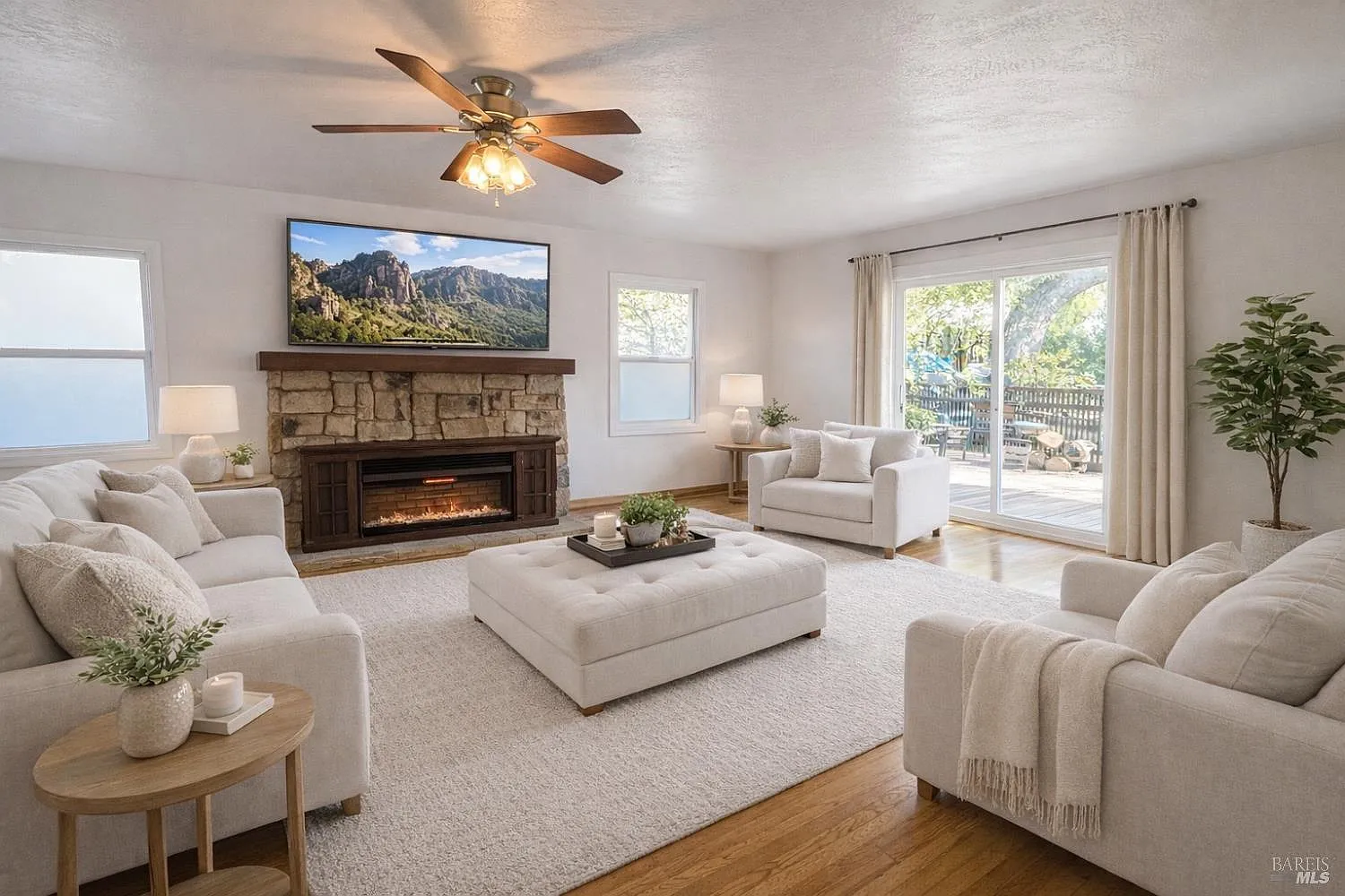 1231 Stevenson Street - Photo 2