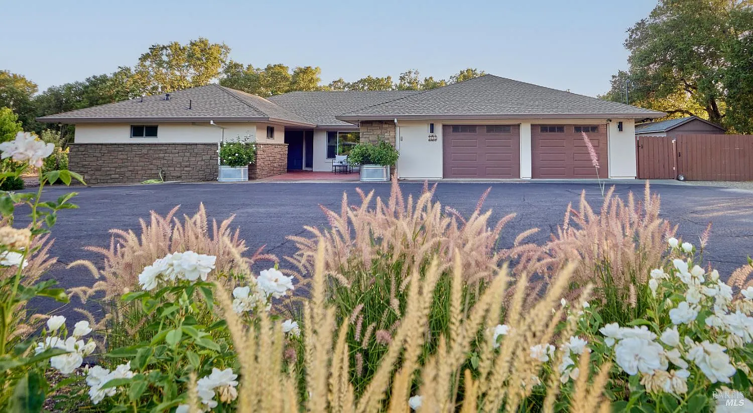 3033 Myrtledale Road - Photo 3