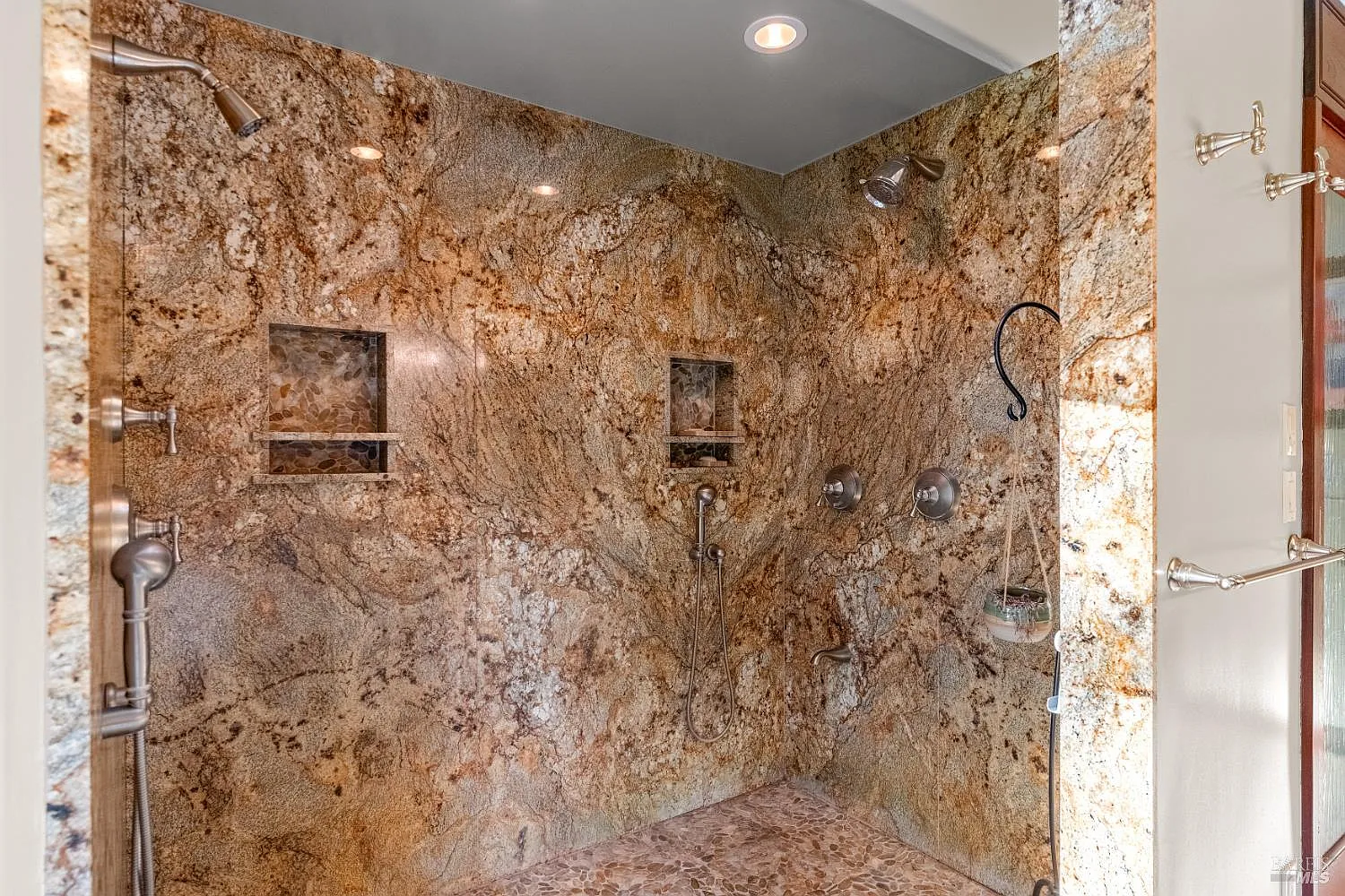 541 Sunset Drive - Photo 10
