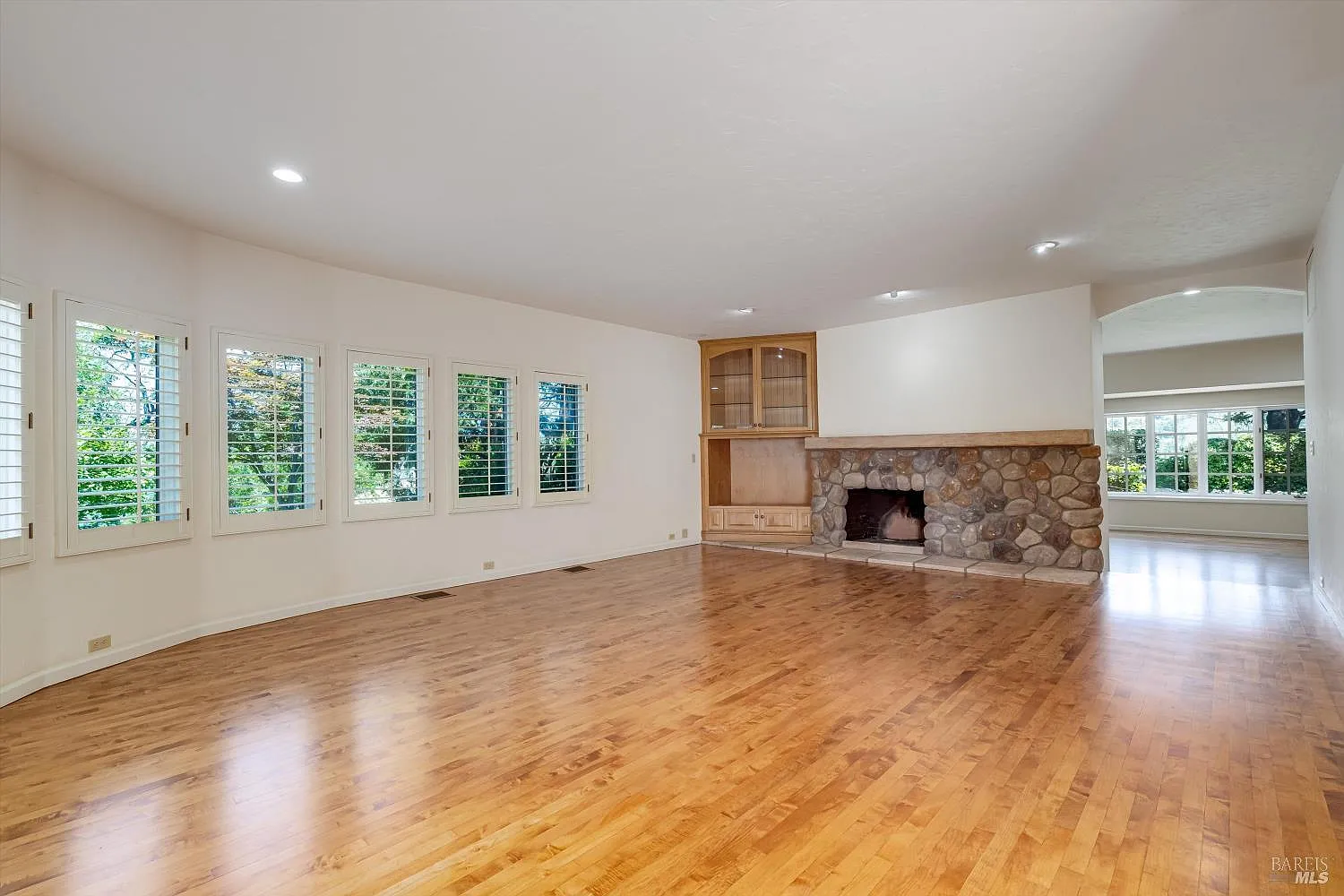 1910 Ridgeview Lane - Photo 11