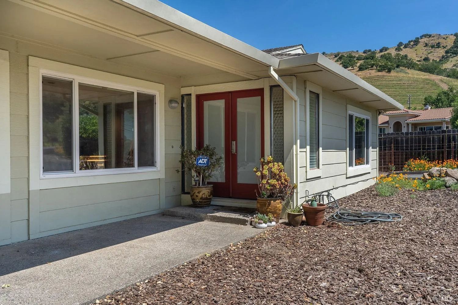 1550 Yountville Cross Road - Photo 11