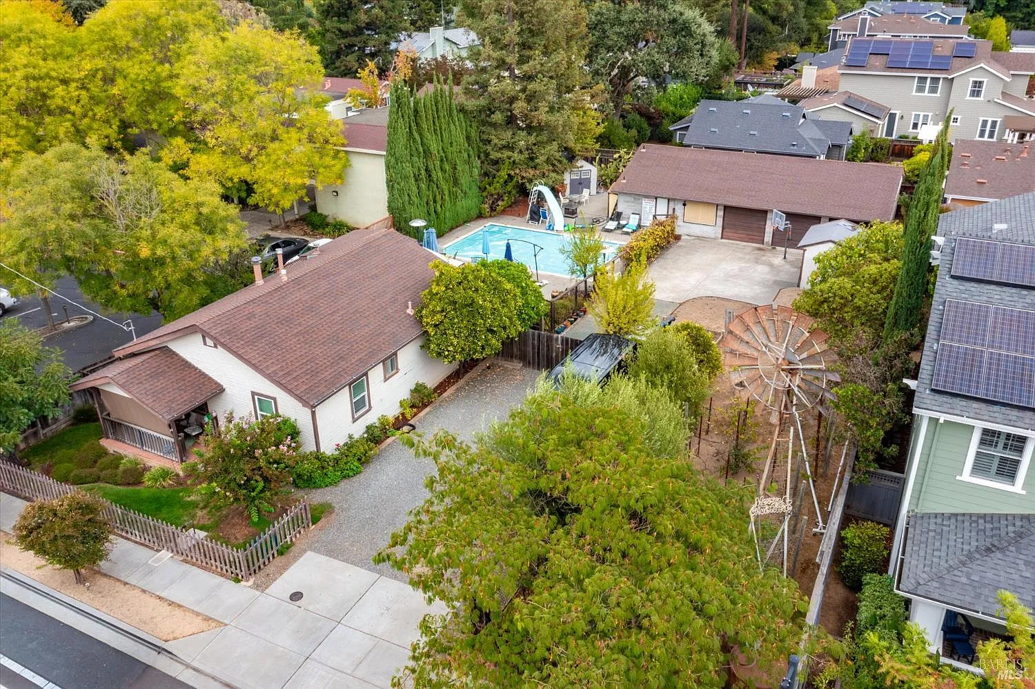 6774 Yount Street - 2bd/2ba, 952 sqft - in Yountville, CA