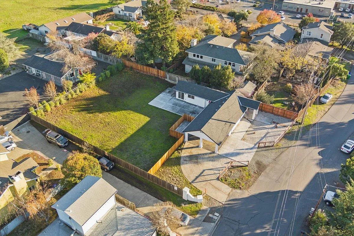 2188 Patton Ave - Photo 4