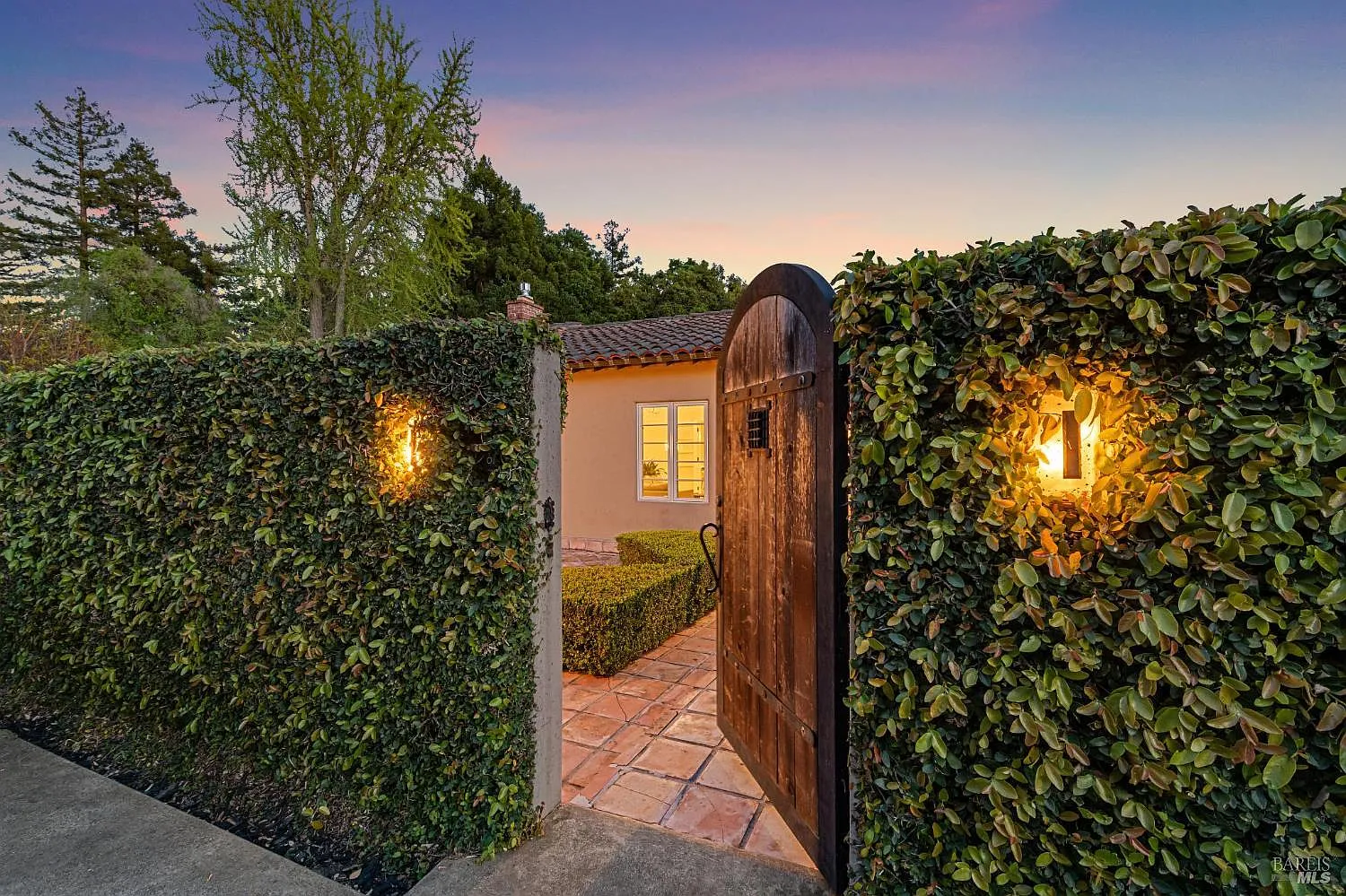 1021 Rose Drive - Photo 5