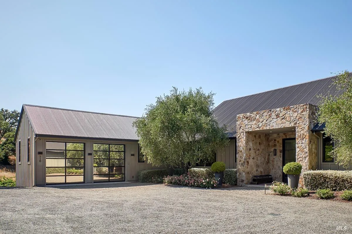 710 Soscol Creek Road - Photo 4