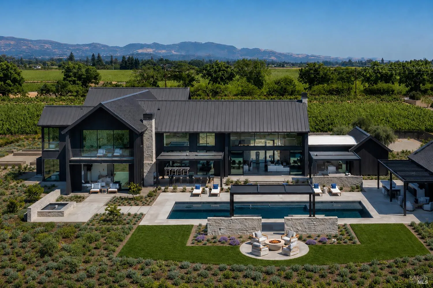 1288 Oak Knoll Avenue - 6bd/10ba, 8,600 sqft - in Napa, CA