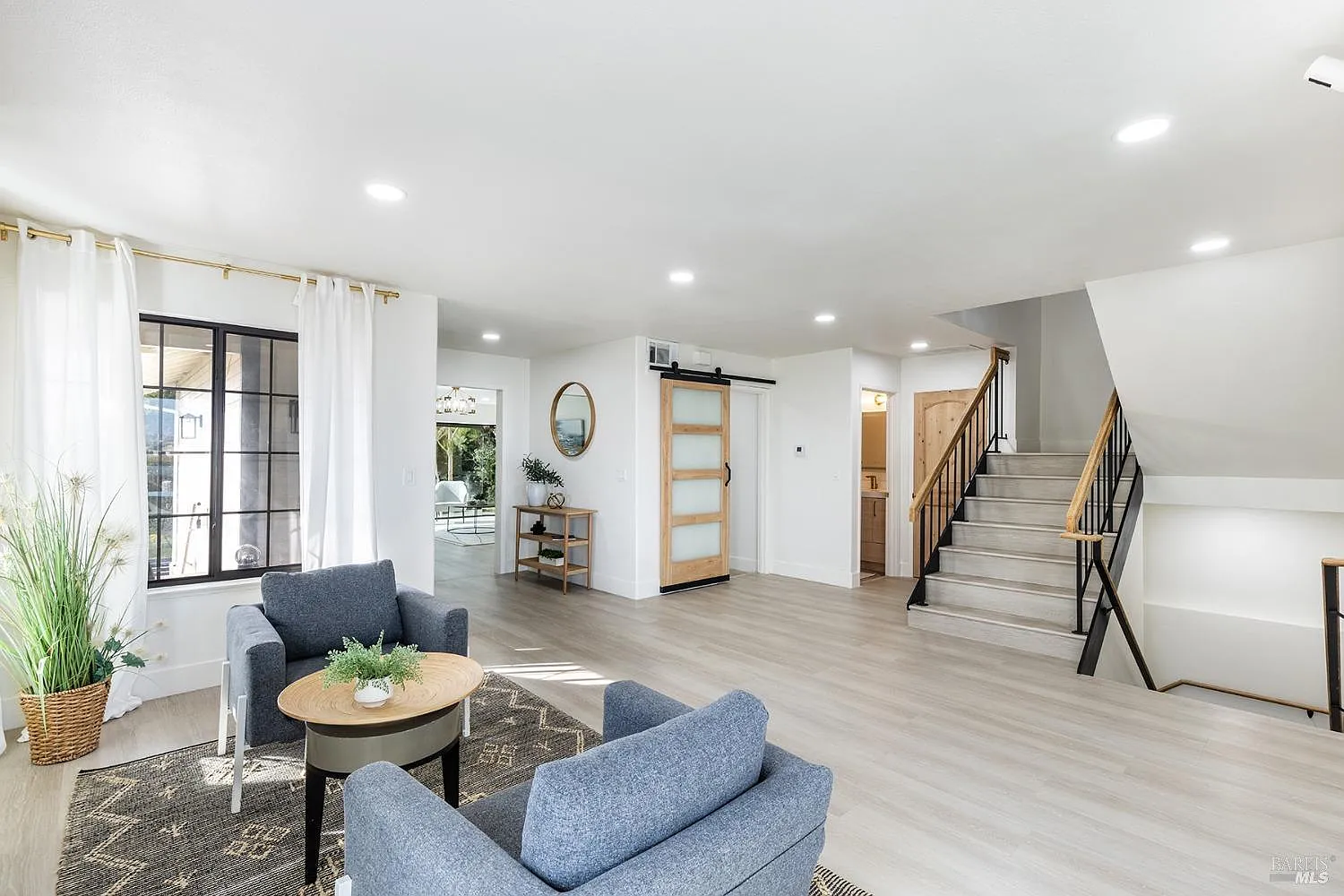 1720 Milton Road W - Photo 9