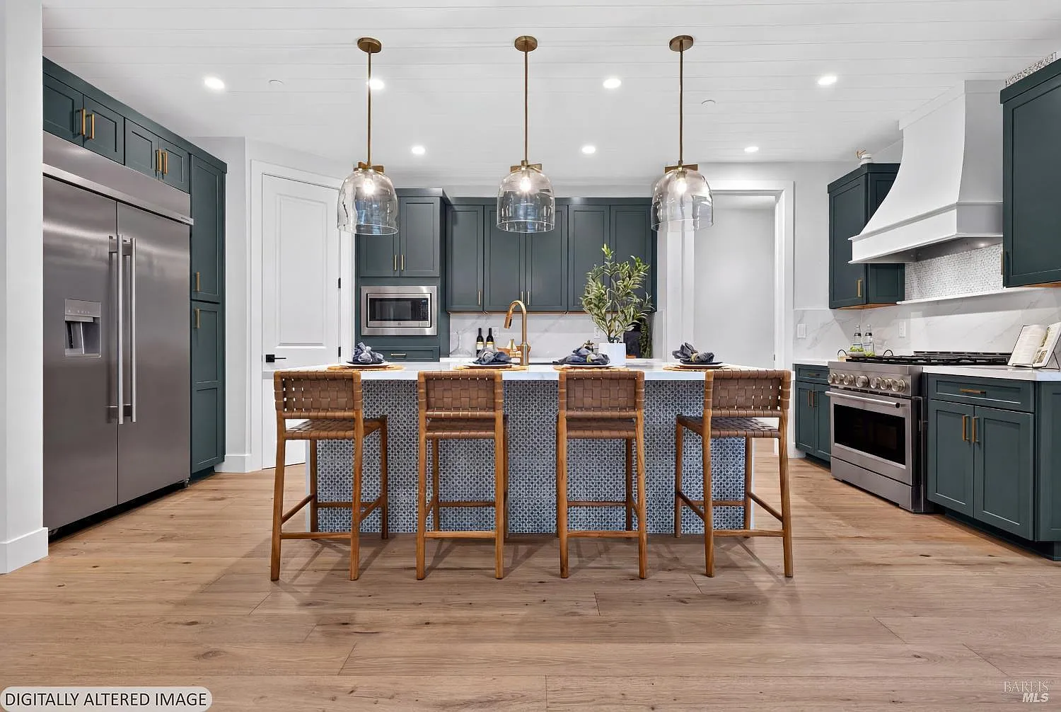 1708 Redwood Avenue - Photo 3