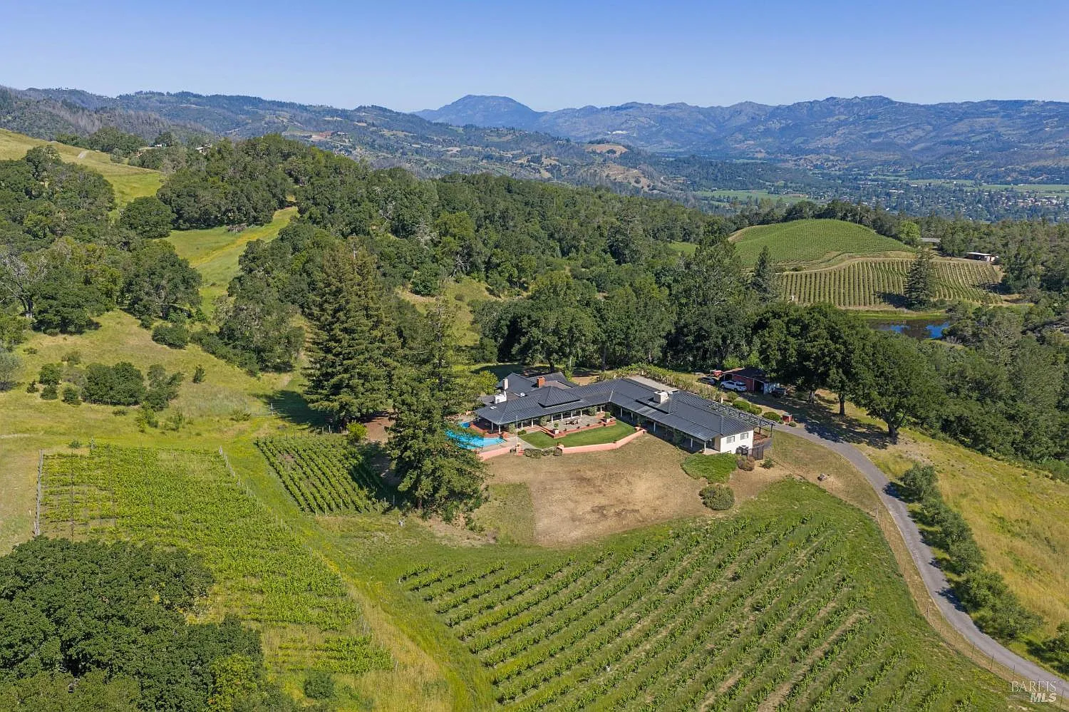1975 Whitehall Lane - 5bd/6ba, 4,333 sqft - in Saint Helena, CA