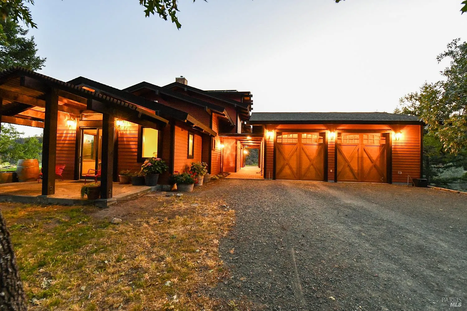 3335 Friesen Drive - Photo 5
