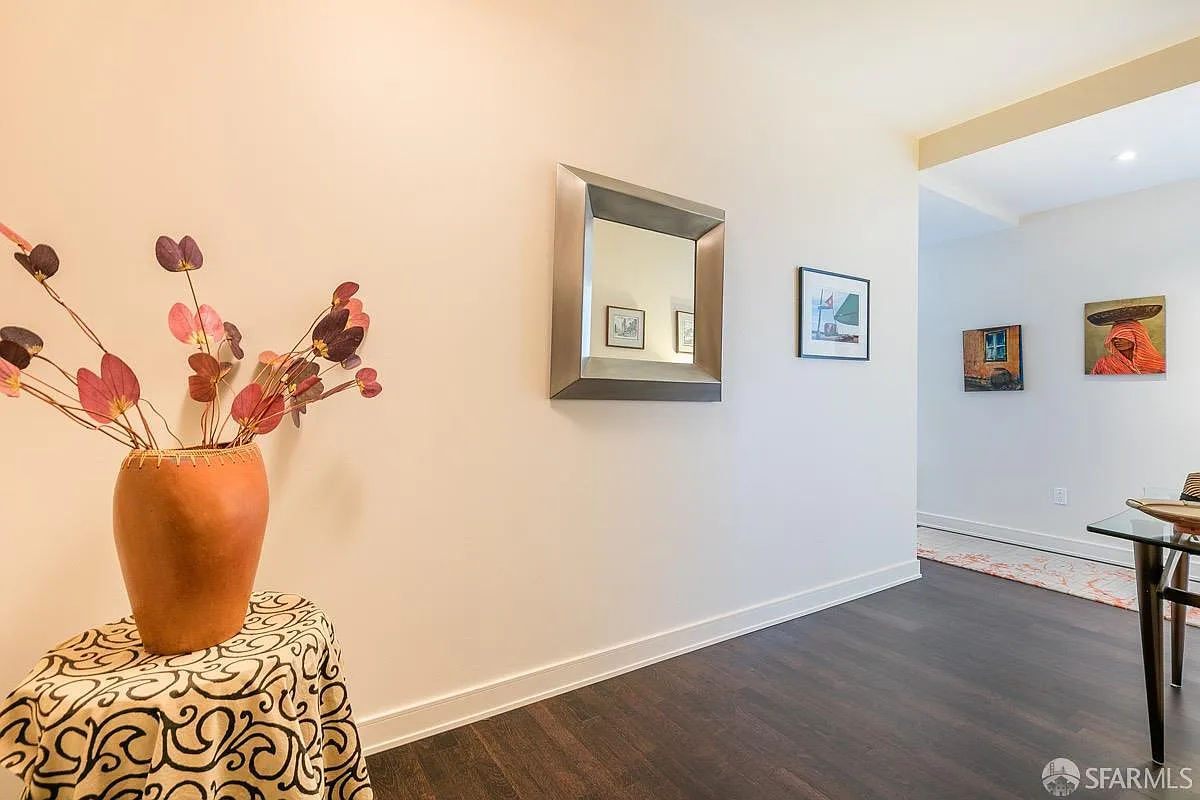 301 Mission St APT 46E - Photo 3