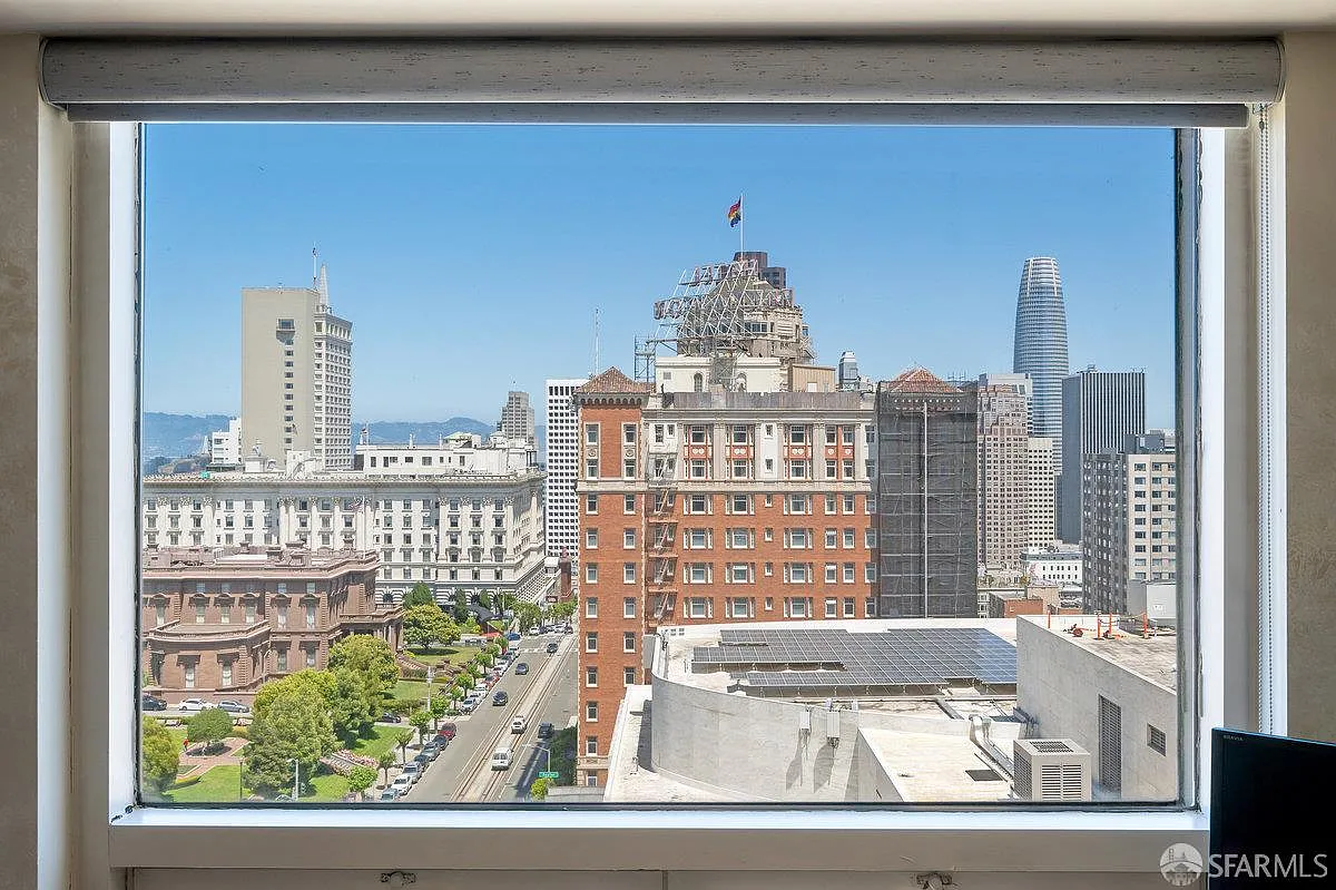 1177 California St APT 1210 - Photo 2