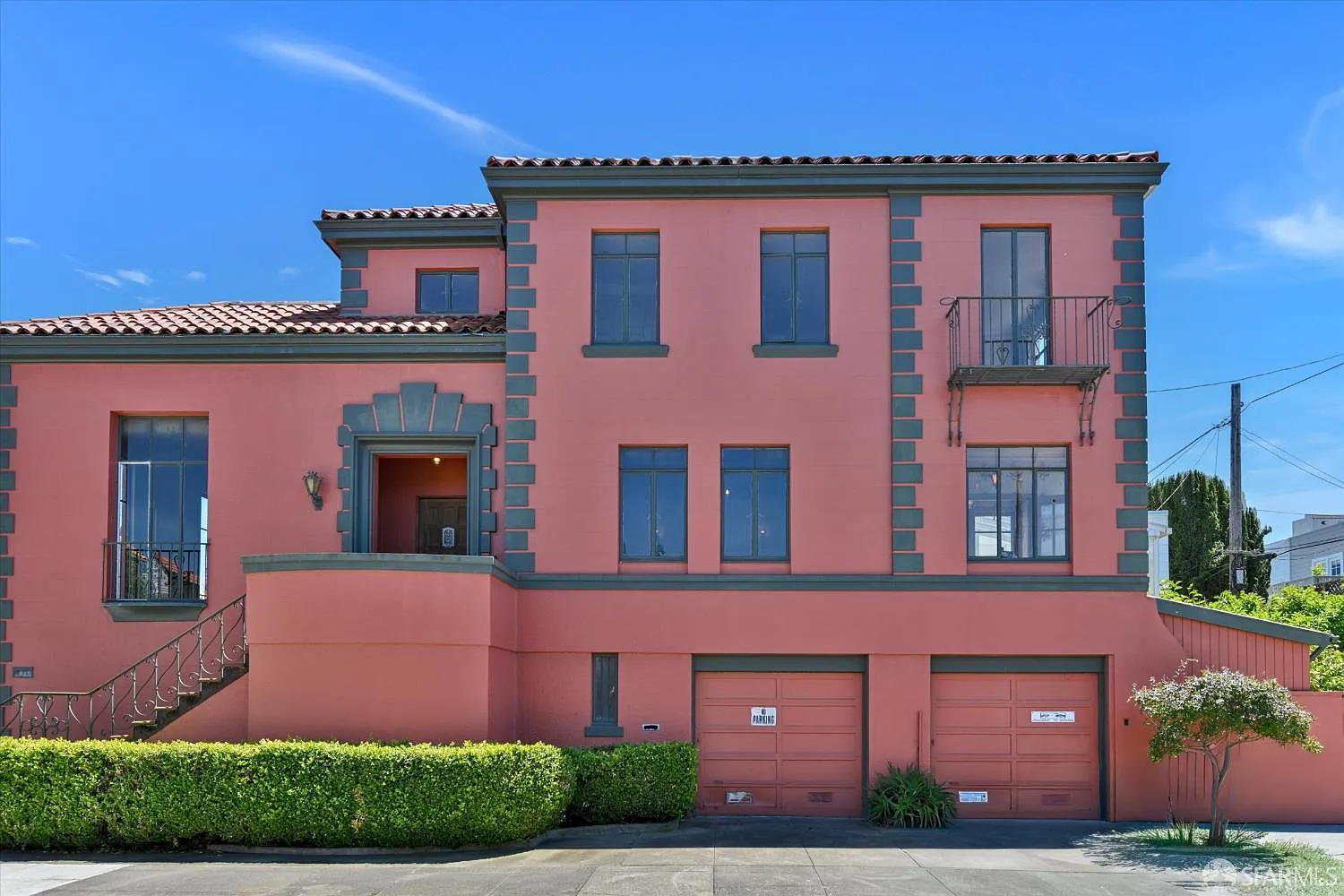 201 Capra Way - Photo 2
