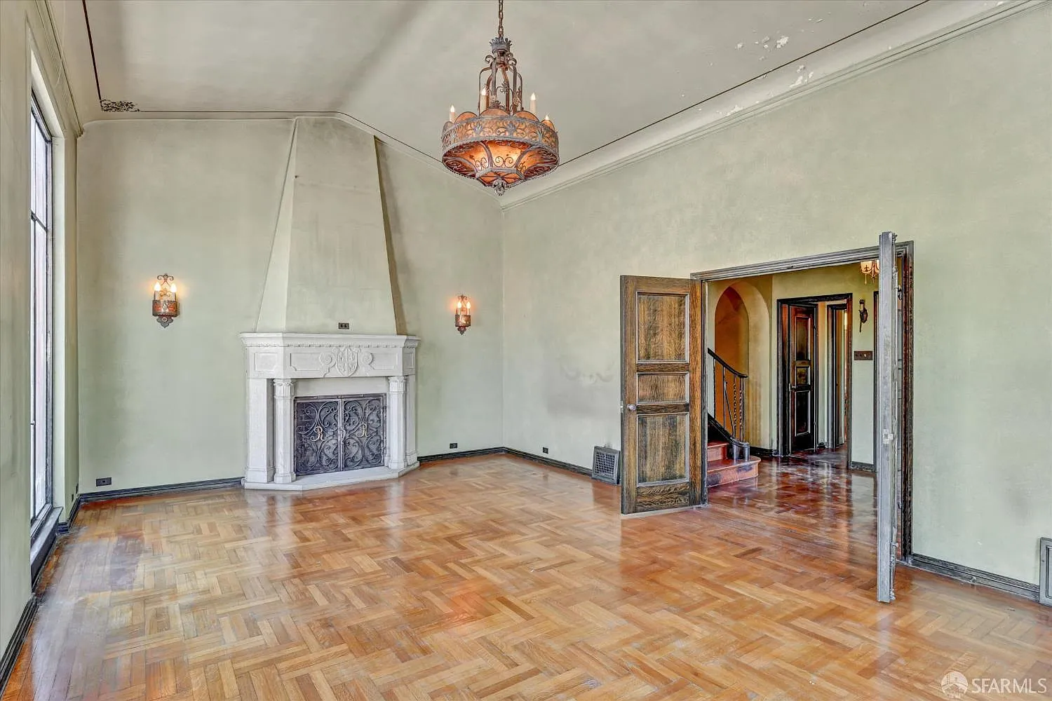 201 Capra Way - Photo 4