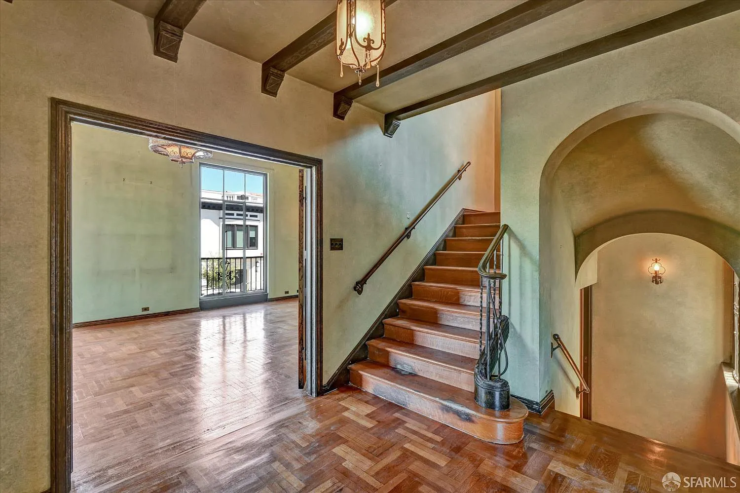 201 Capra Way - Photo 5