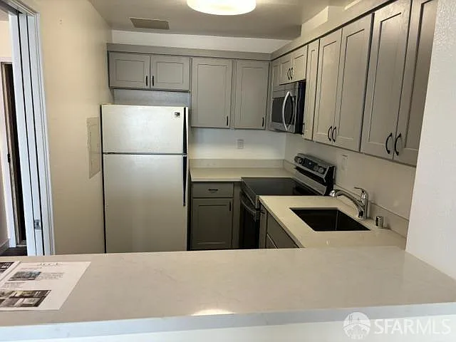 1 Daniel Burnham Ct APT 617 - Photo 11