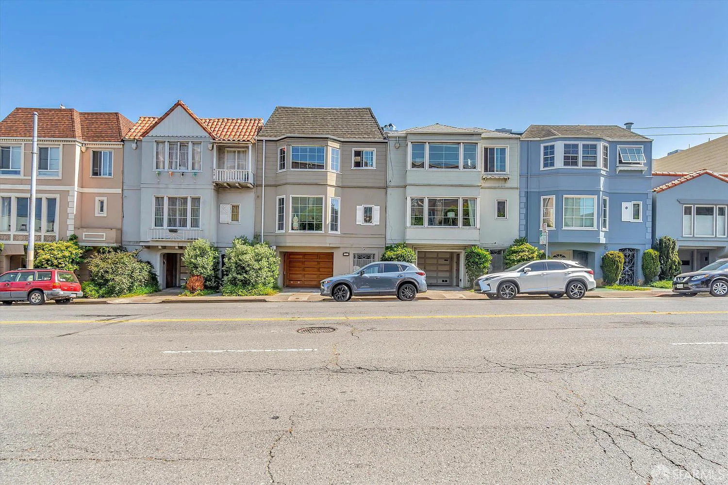 2427 Turk Blvd - Photo 1