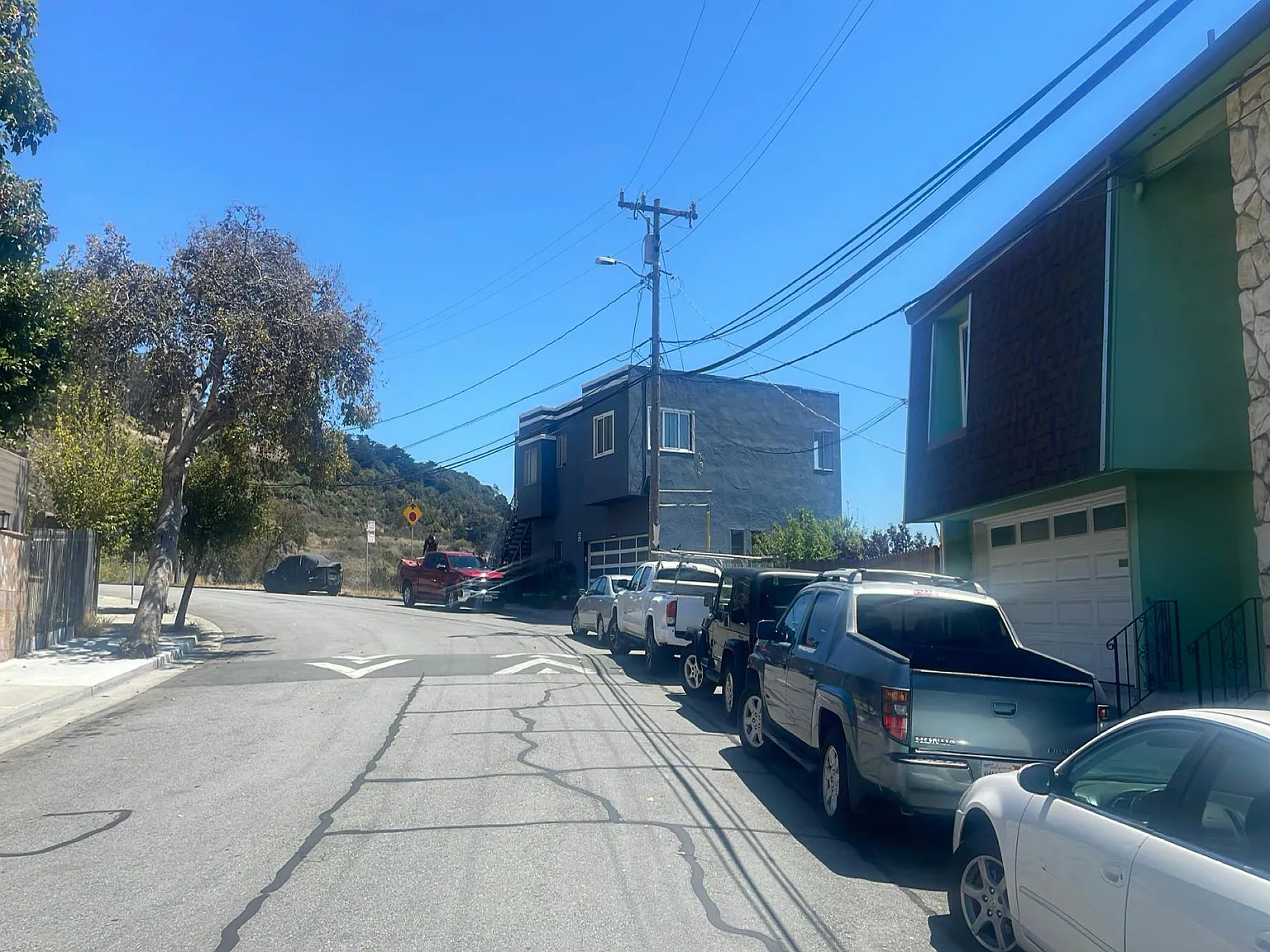 228 Hester Ave - Photo 4