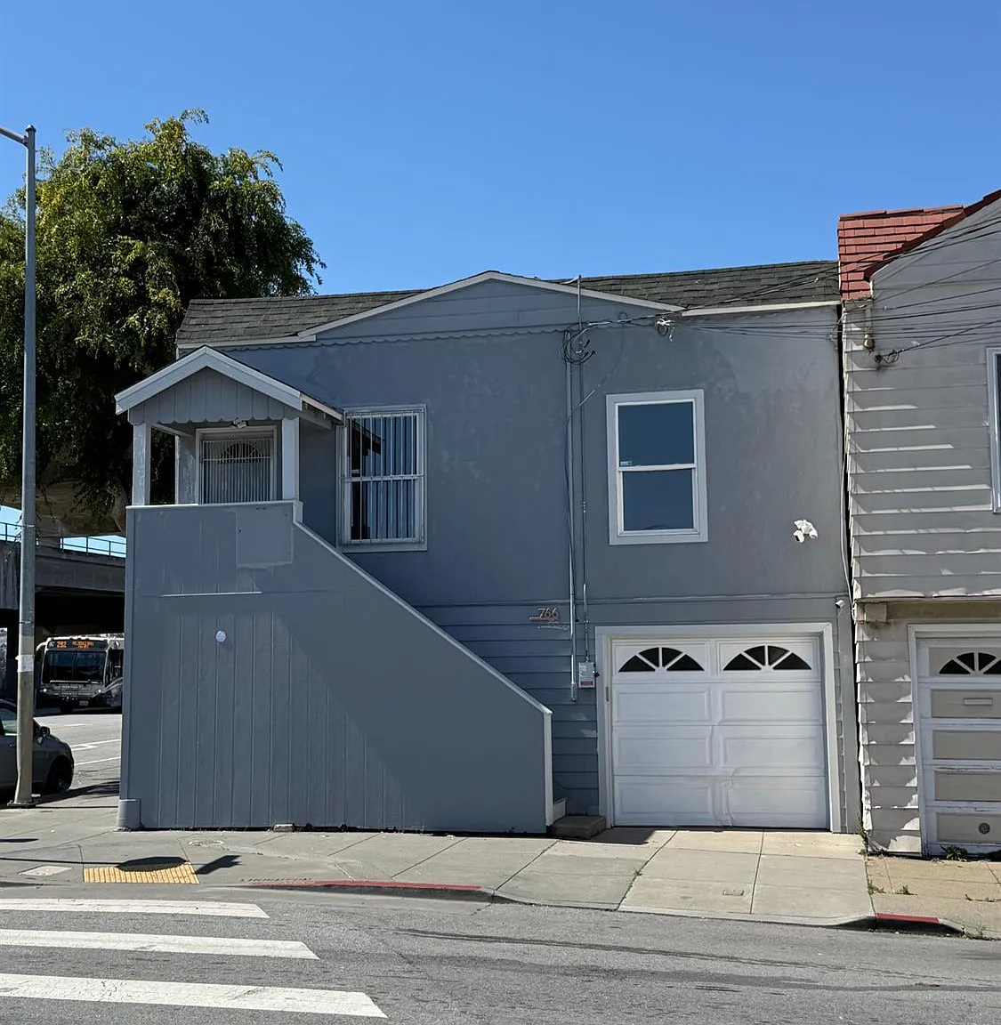 766 Thornton Ave - Photo 1