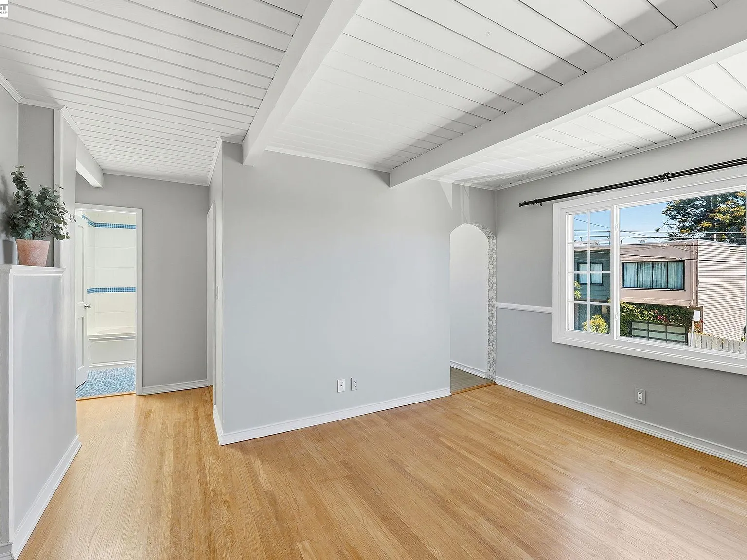 780 Goettingen St - Photo 8