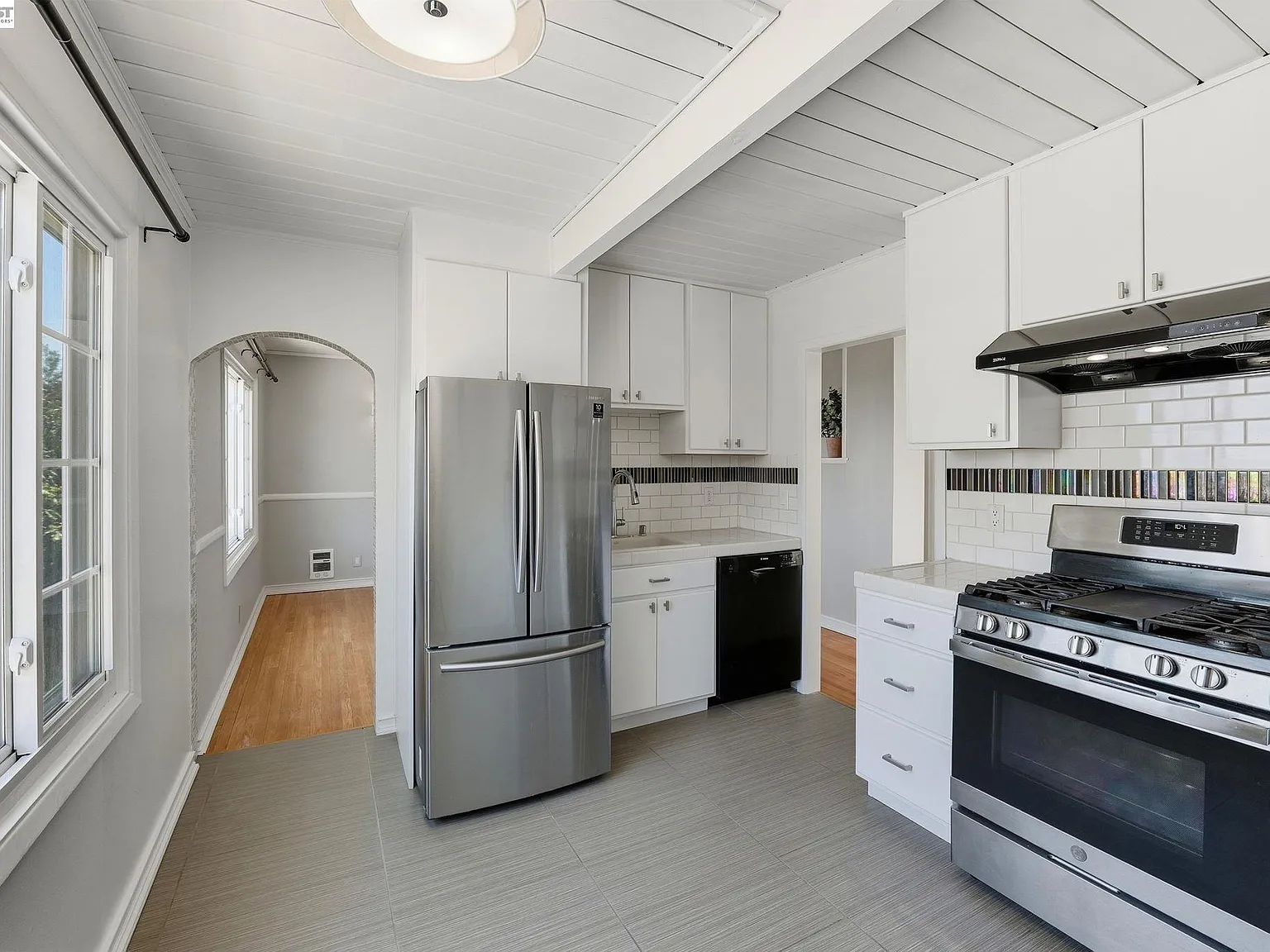 780 Goettingen St - Photo 10