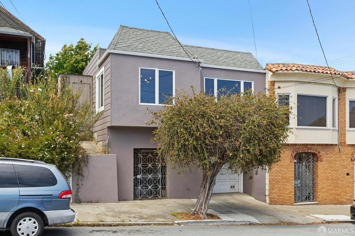 208 Harkness Ave - Photo 4