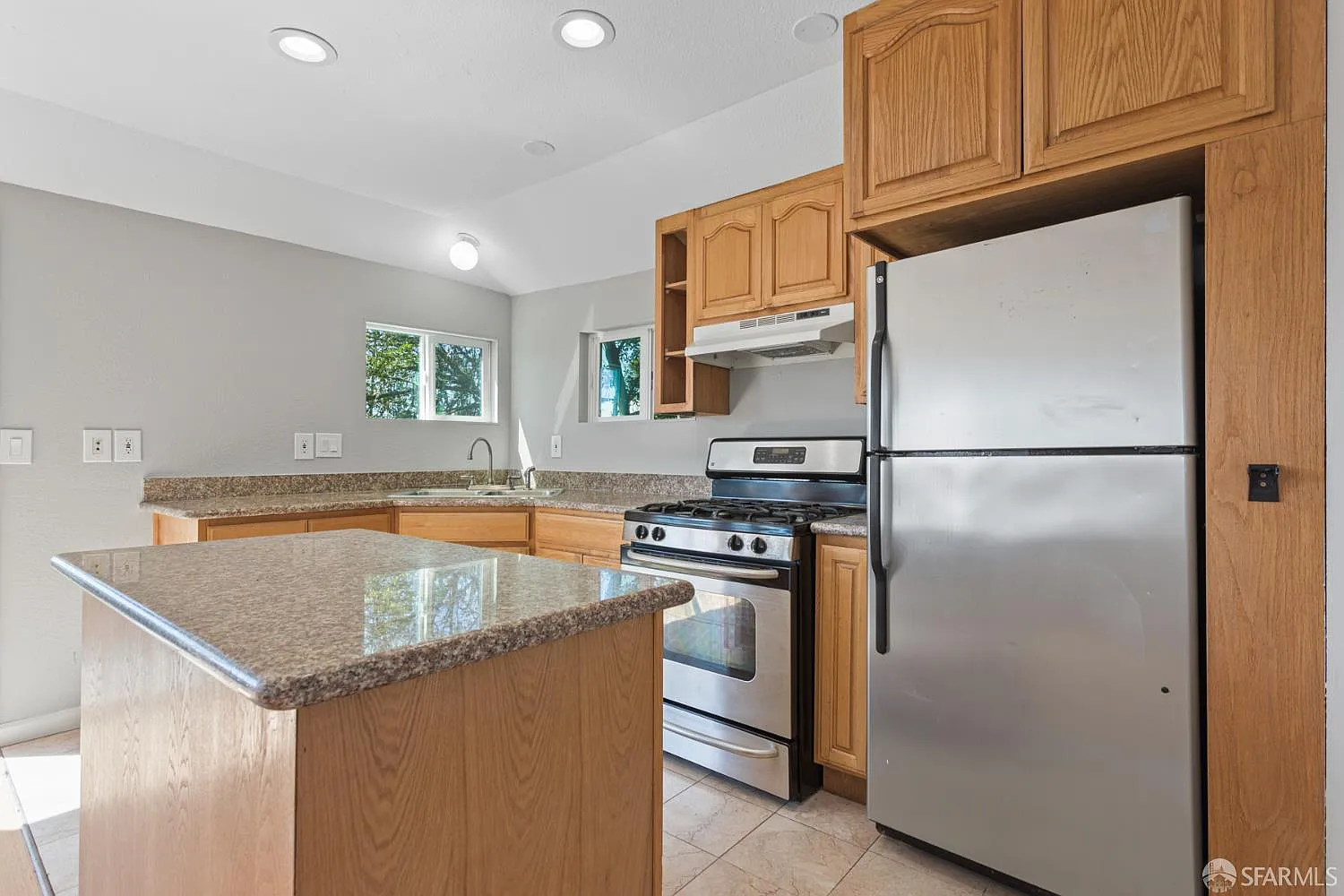 759 Lakeview Ave - Photo 9