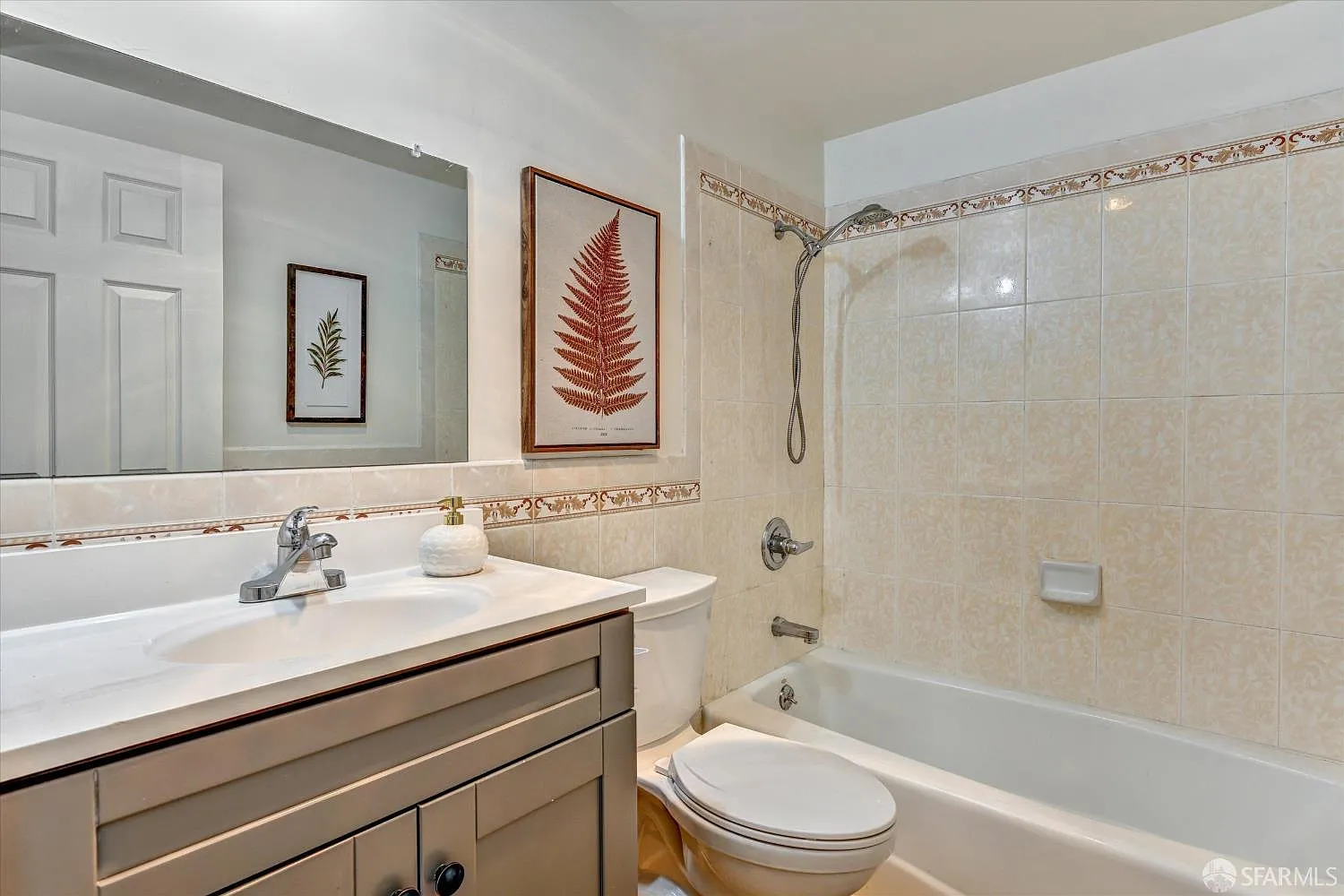 183 Victoria St - Photo 8