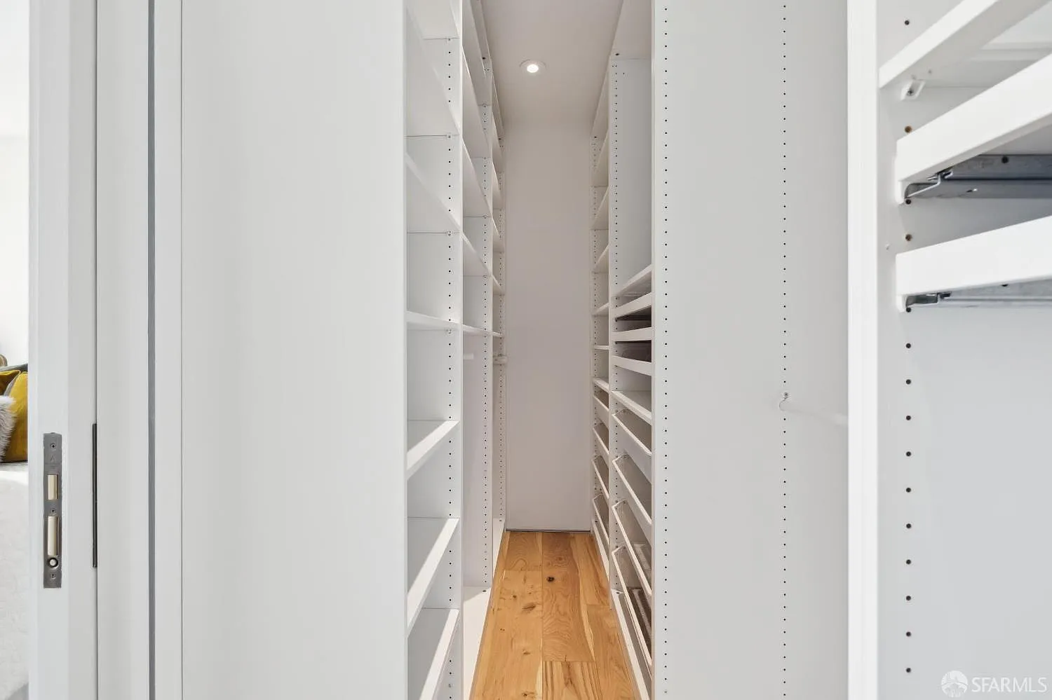 160 Bernard St - Photo 11