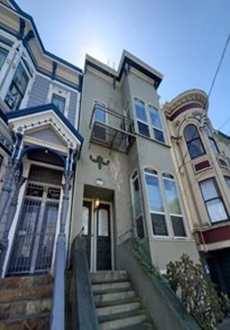 811 Page St - Photo 1