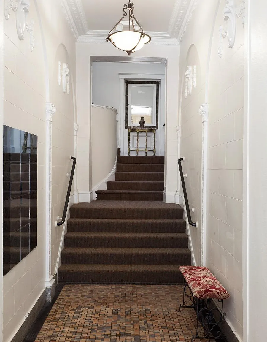 2360 Mission St - Photo 2