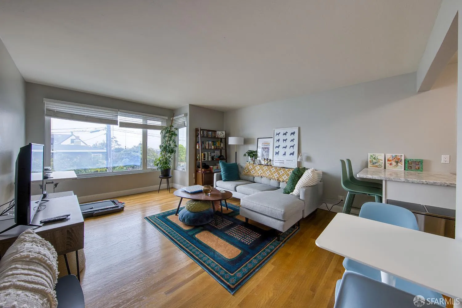201 Moraga St - Photo 2