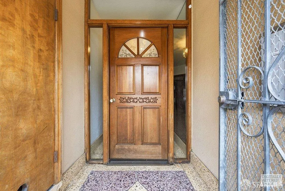 471 31st Ave - Photo 3