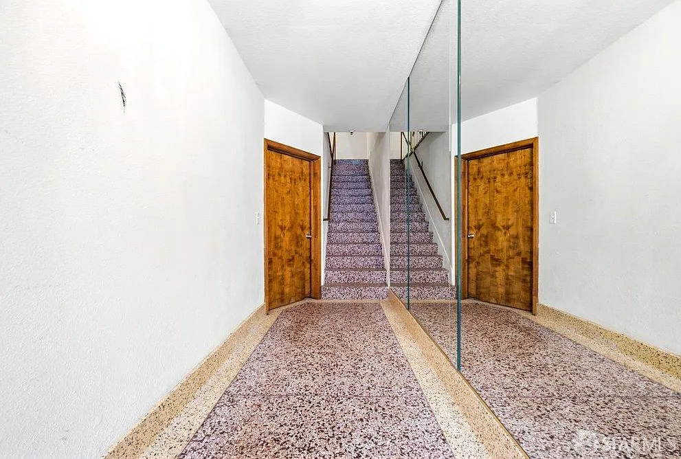 471 31st Ave - Photo 5
