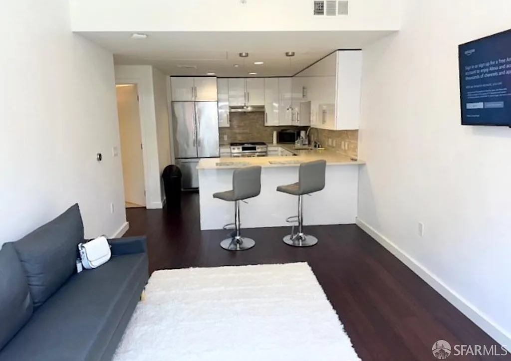 550 Innes Ave #101 - Photo 2