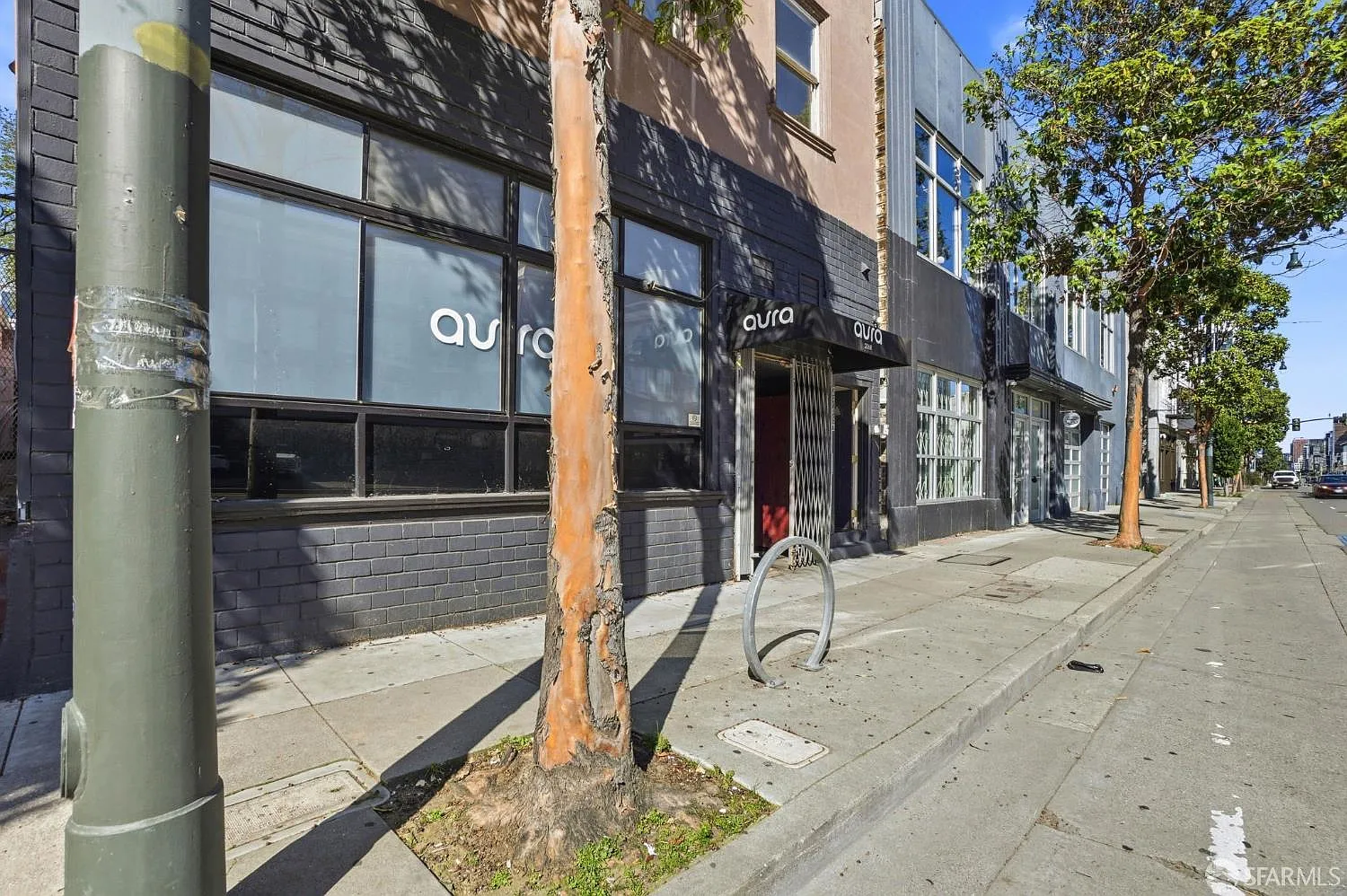 2368 3rd St - Photo 4