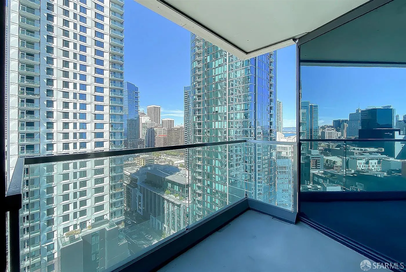 401 Harrison St APT 18B - Photo 2