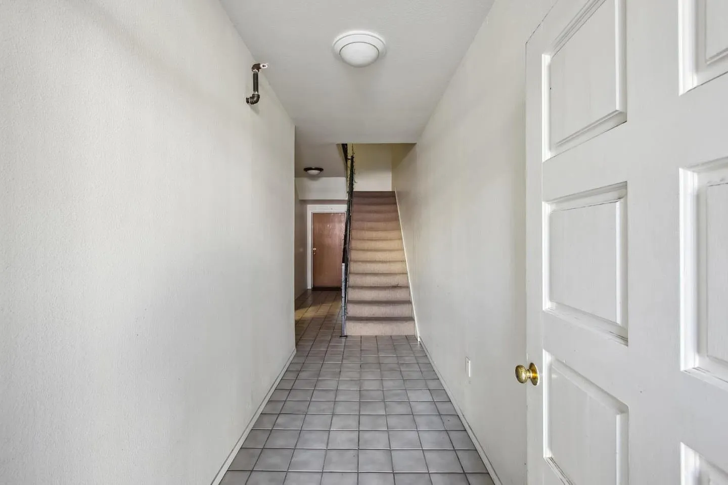 1615 Oakdale Ave - Photo 2