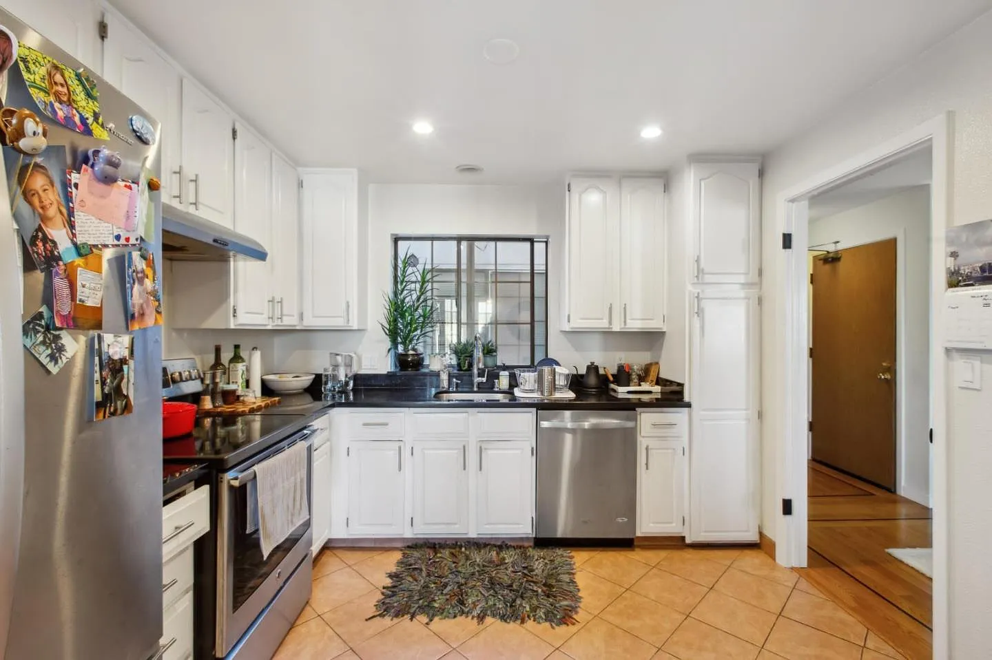 1615 Oakdale Ave - Photo 12