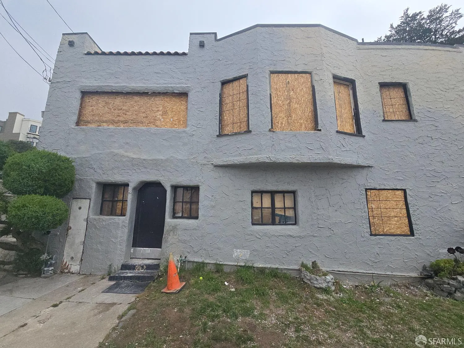 353 Rivera St - Photo 1