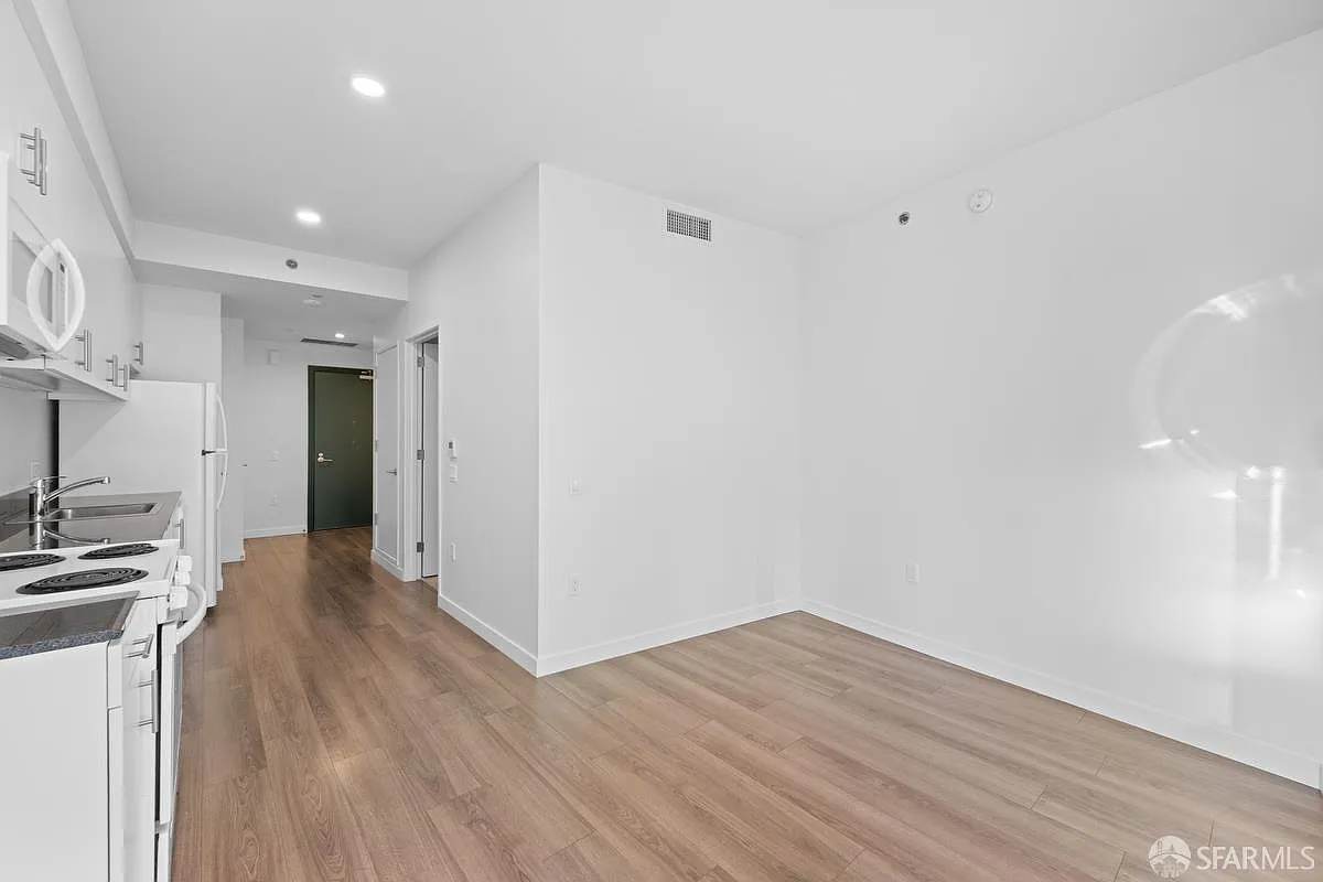 285 Main St Unit 409 - Photo 5