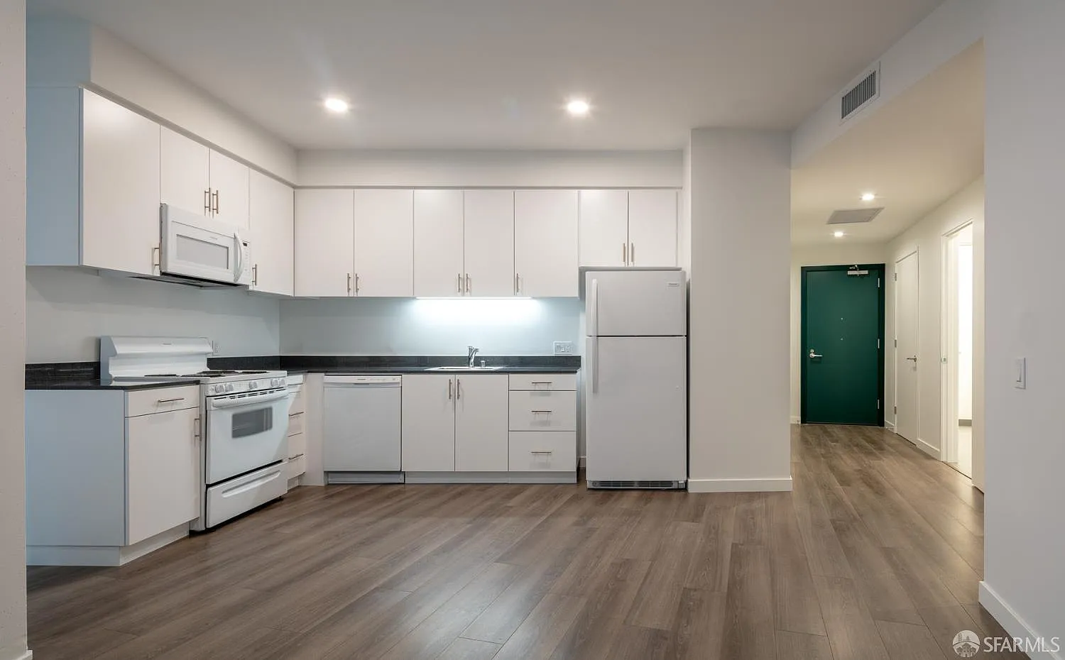 285 Main St #202 - Photo 4