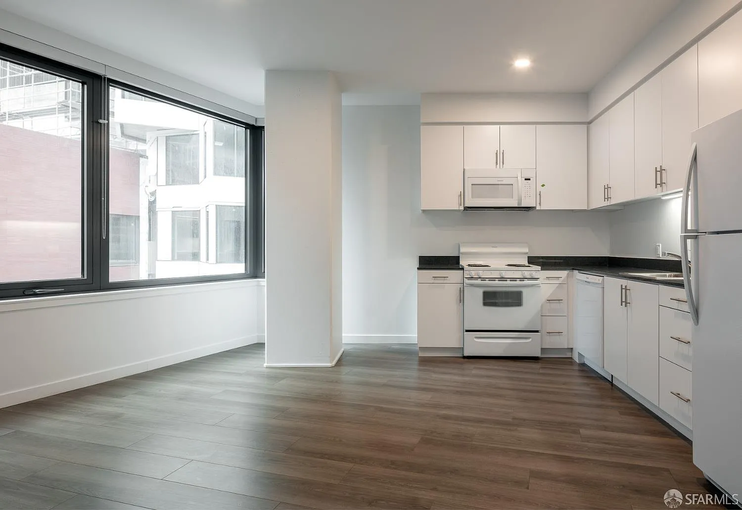 285 Main St #202 - Photo 5