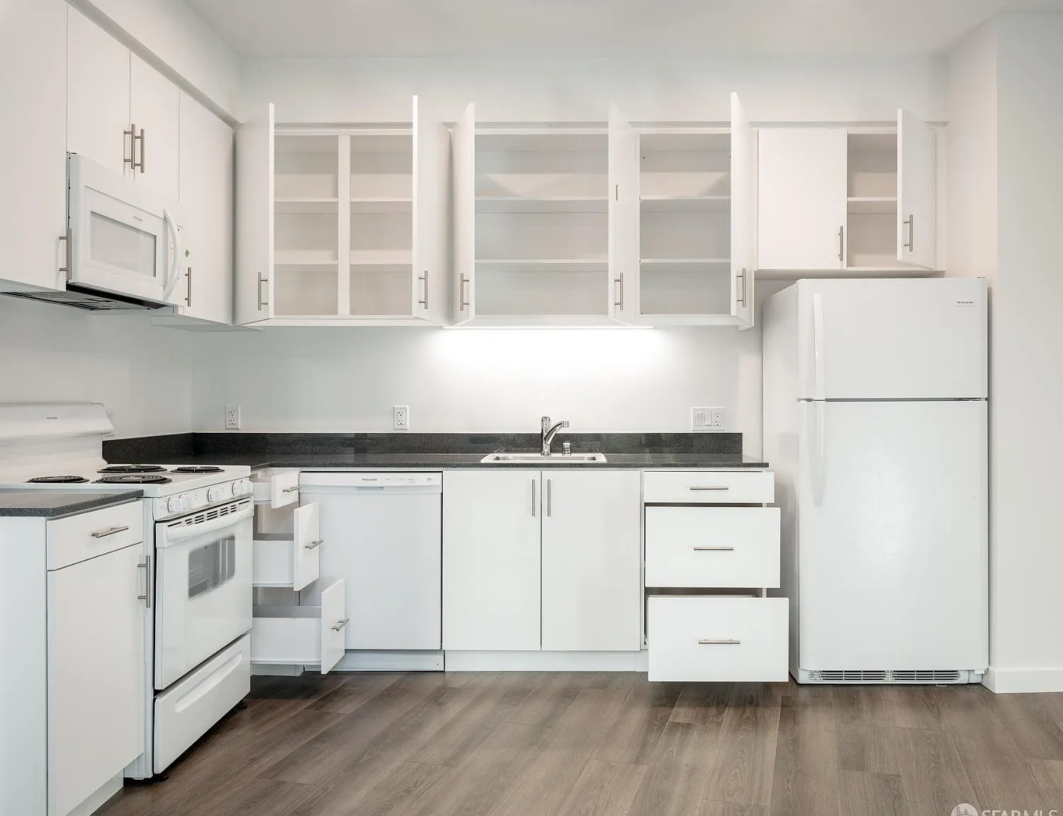 285 Main St #202 - Photo 6