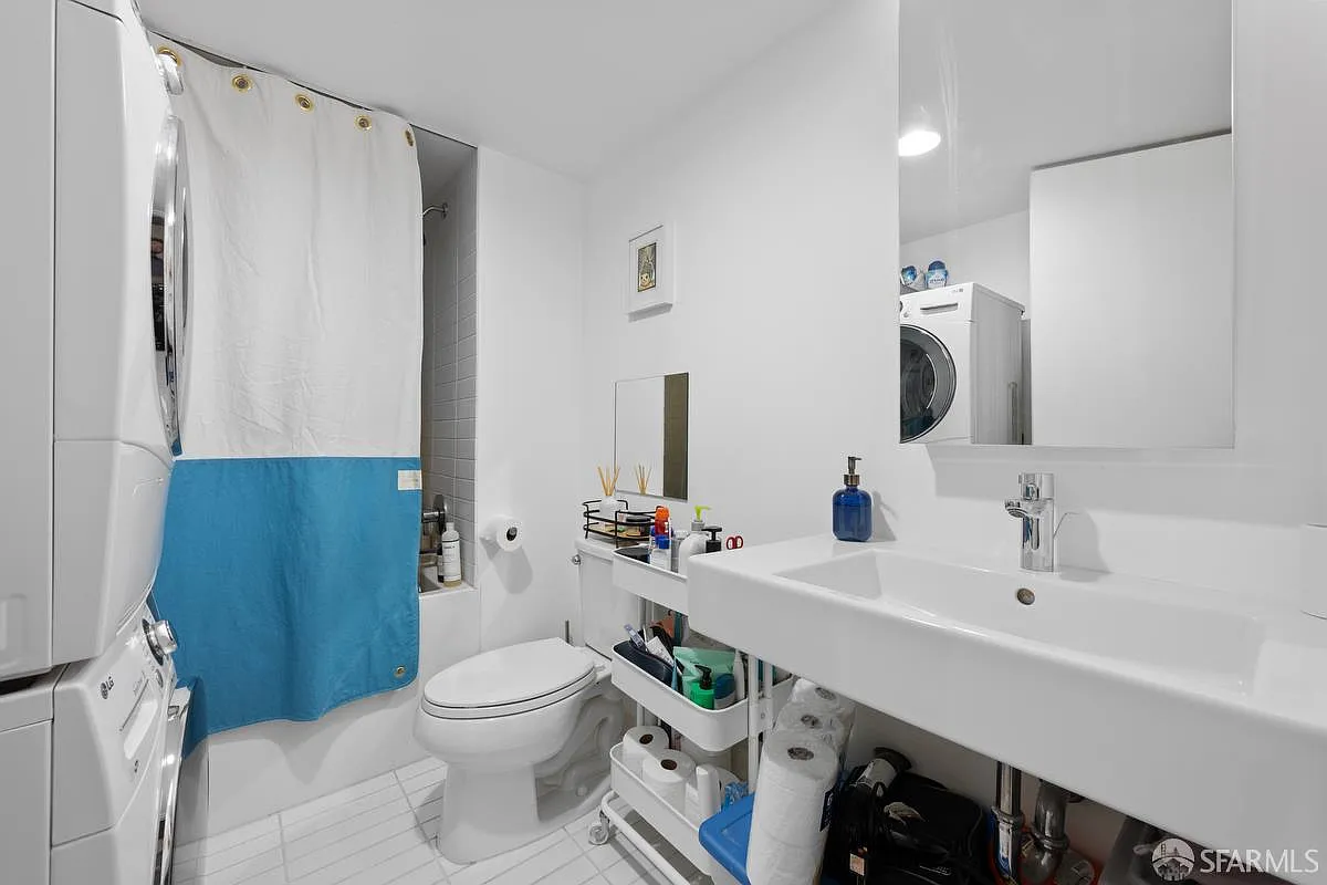 8 Octavia Blvd #407 - Photo 6